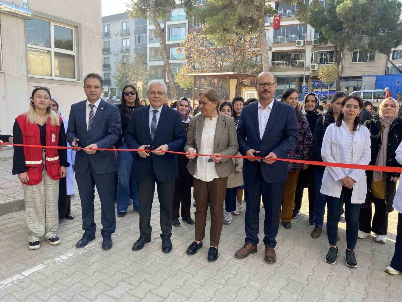 Alaşehir Şehit Efkan Mesleki ve Teknik Anadolu Lisesi öğrencileri, Gazze'ye