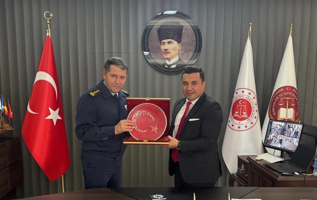 Mersin Anamur'da Garnizon Komutanı Albay Serhan Güngör ve Cumhuriyet Başsavcısı