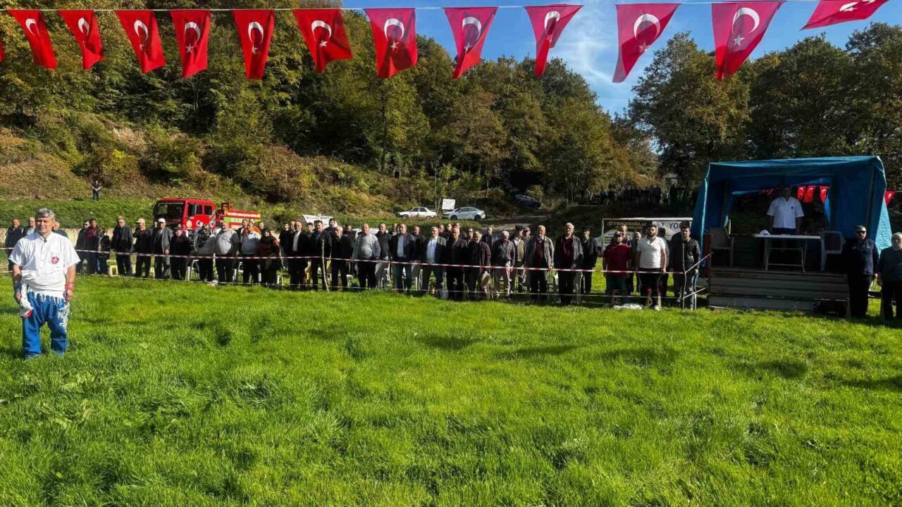 Zonguldak'ın Alaplı ilçesinde bu yıl 2.'si düzenlenen Alioğlu Köyü Yağlı