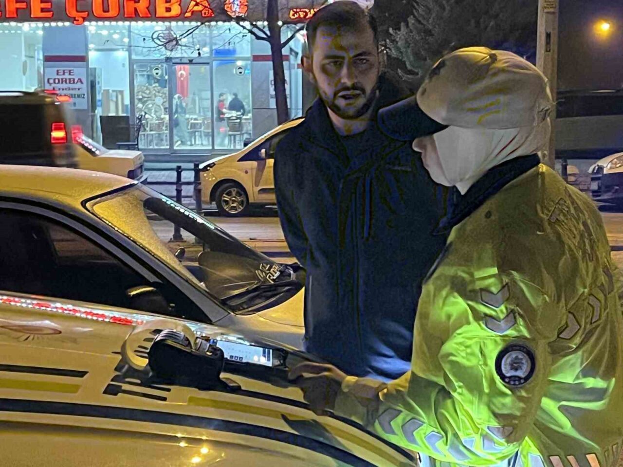 Konya'da trafik denetimi sırasında durdurulan bir sürücüye, alkol nedeniyle daha