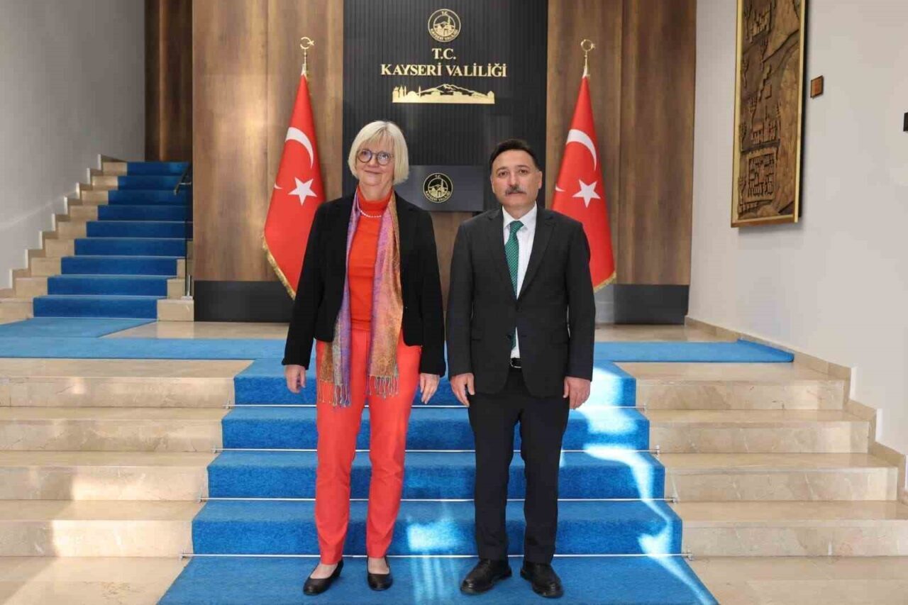 Almanya Federal Cumhuriyeti Büyükelçisi Sibylle Katharina Sorg, Kayseri'de Vali Gökmen
