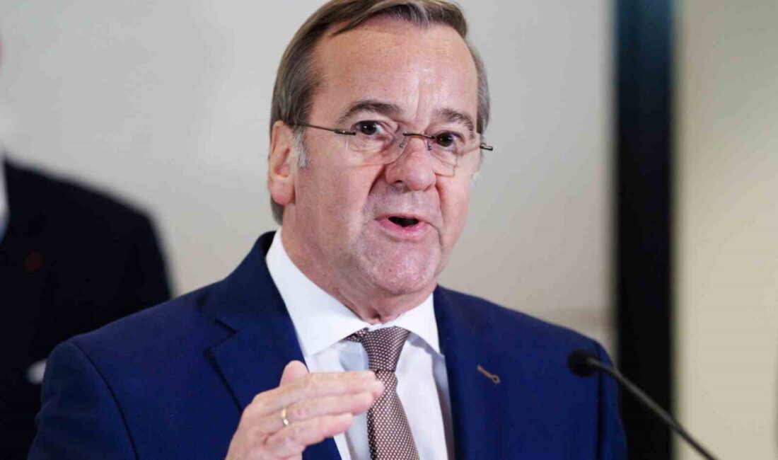 Almanya Savunma Bakanı Boris Pistorius, Baltık Denizi'nin Rusya'nın çatışma alanı