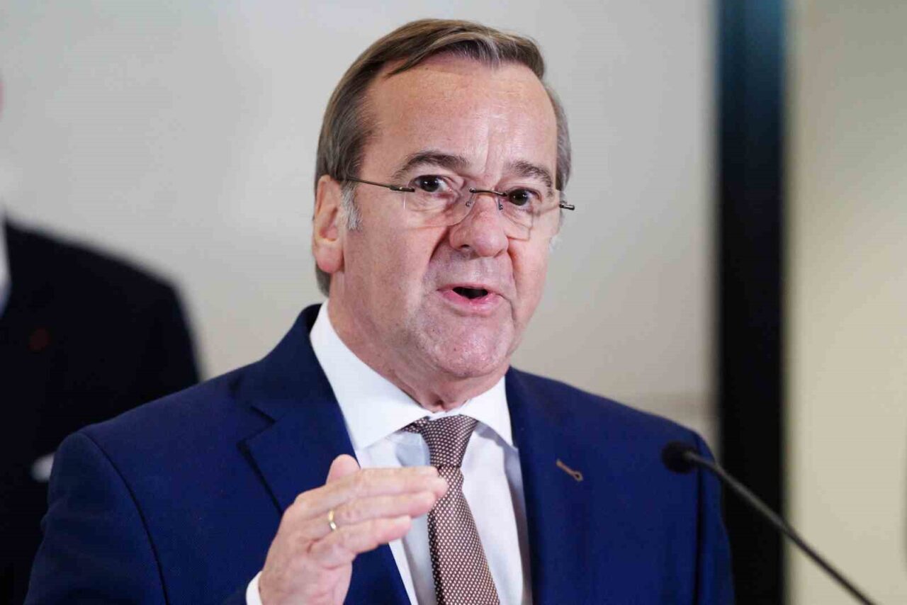 Almanya Savunma Bakanı Boris Pistorius, Baltık Denizi'nin Rusya'nın çatışma alanı