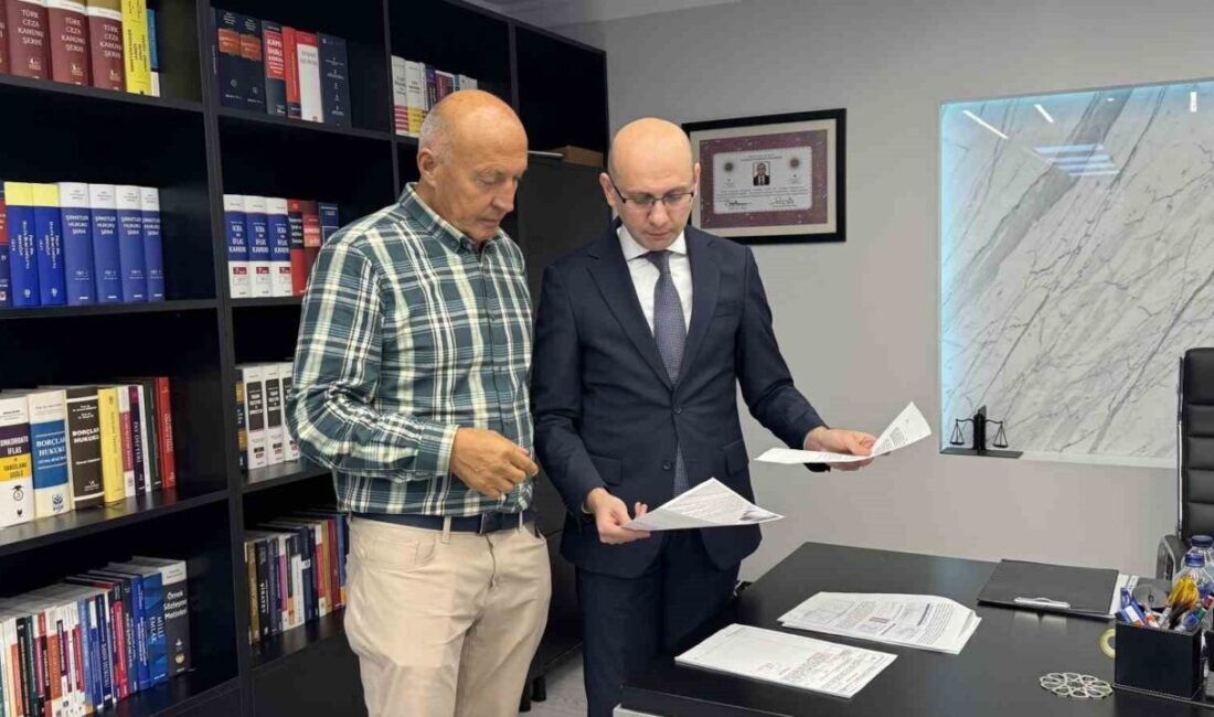 Almanya’dan Türkiye’ye Dönen Emekli İşçiye 200 Milyon Liralık Sahte Senetle İcra Takibi Başlatıldı Almanya'da emekli olan İsmail Kurtoğlu, Türkiye'ye döndükten sonra üzerine sahte