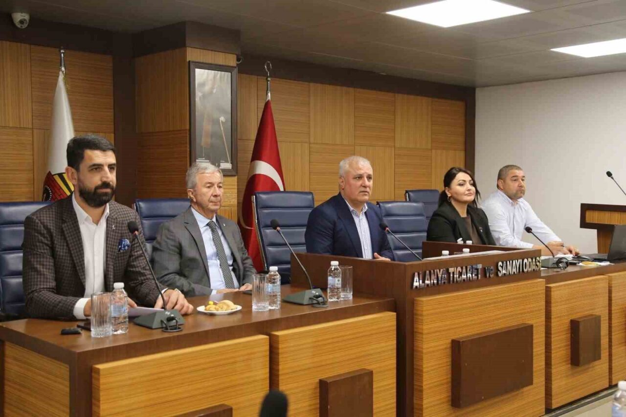 Alanya Ticaret ve Sanayi Odası (ALTSO) Başkanı Eray Erdem, taşımalı