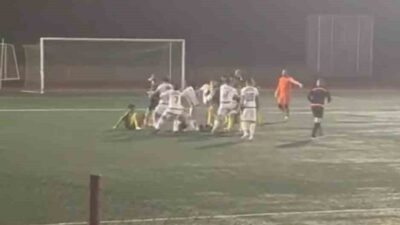 Kocaeli'deki amatör lig maçı, Derince Birlik ile Beylikbağı Karadenizspor arasında