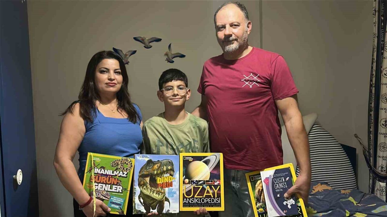 Hatay'da yaşayan 11 yaşındaki Ümit Keçik, uluslararası bilim ve matematik