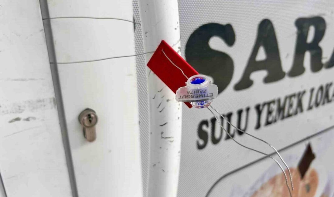 Ankara'nın Etimesgut ilçesinde bir yemek firmasında çalışan 154 işçi, gıda