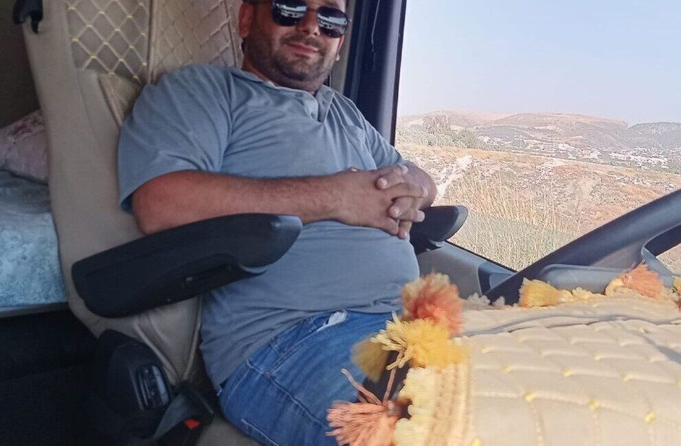 Kahramanmaraş’tan Yük Getiren Tır Şoförü Ankara’da Aracında Ölü Bulundu Kahramanmaraş'tan yük getiren tır şoförü Hasan Akçakaya (32), Ankara yolunda