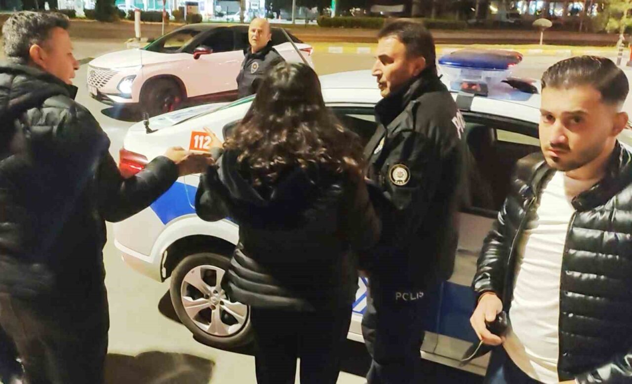 Amasya'dan Aksaray'a çalışmak için gelen avukat F.Ü., anne ve babası