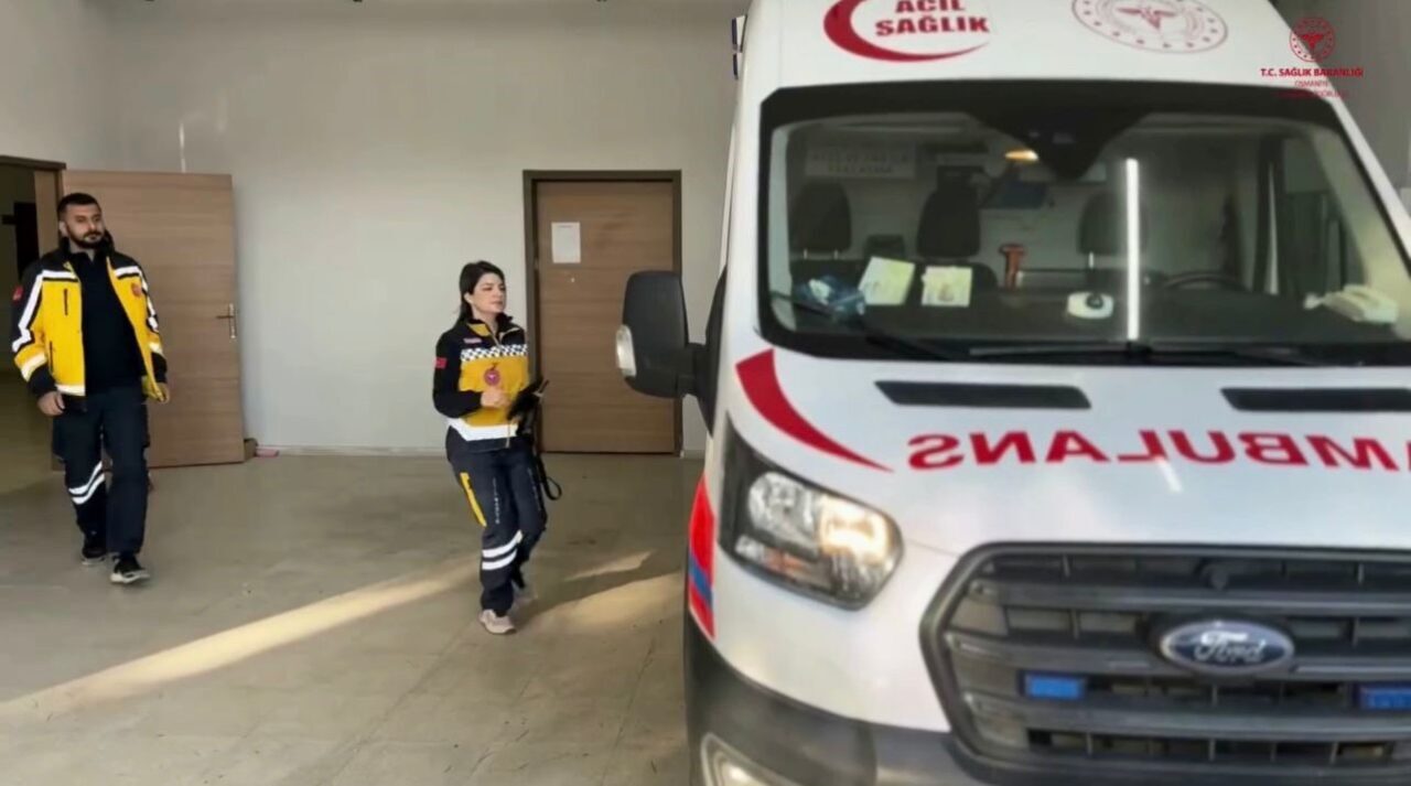 Osmaniye’de Acil Tıp Teknisyeni Hilal Görür, 112 Acil Çağrı Merkezi'ni