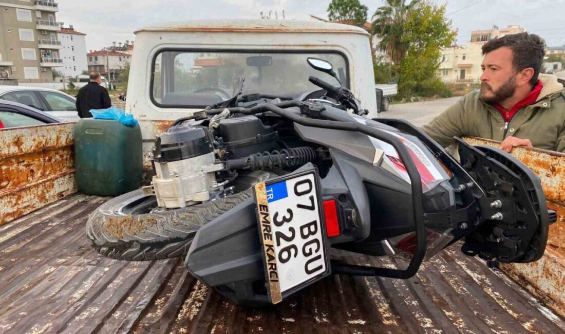 Antalya'nın Serik ilçesinde otomobil ve motosikletin çarpışması sonucu H.T. ve