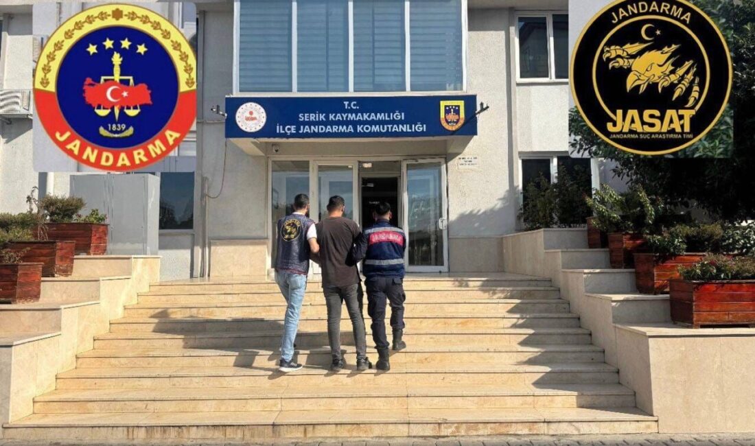 Antalya'da jandarma, son 3 günde farklı suçlardan aranan 206 kişiyi