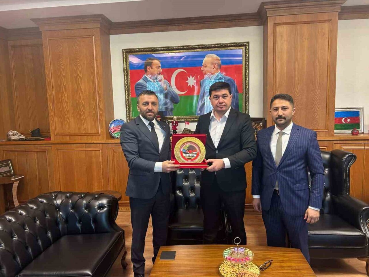 Ardahan Azerbaycan Derneği Başkanı Çağrı Coşkun ve Başkan Yardımcısı Mirza