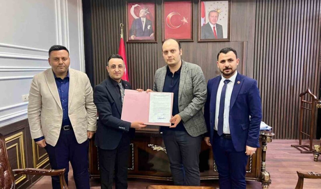 Gaziantep’te ihtiyaç sahibi çocuklara giyim yardımı için kaymakamlıkla protokol imzalandı Gaziantep'te bir sivil toplum kuruluşu, Araban Kaymakamlığı ile iş birliği