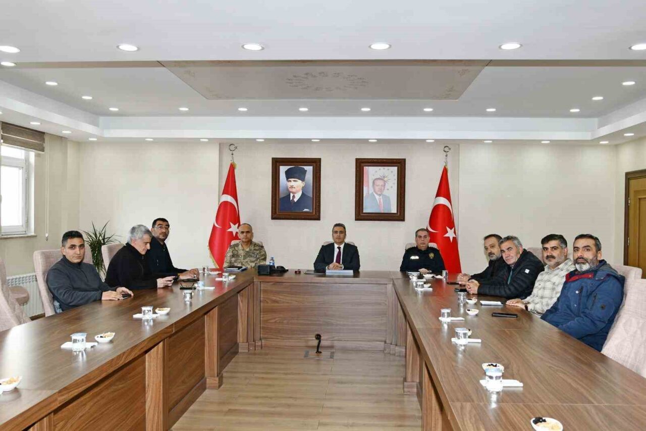 Ardahan’da Emniyet ve Asayiş Değerlendirme Toplantısı’nda 2024 ve 2025 Güvenlik Verileri Açıklandı