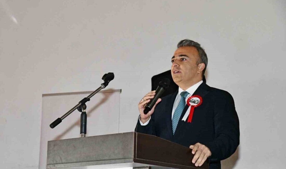 24 Kasım Öğretmenler Günü, Ardahan'da çeşitli etkinliklerle kutlandı. Vali Hayrettin