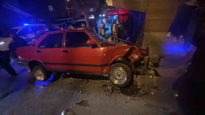 İstanbul'un Arnavutköy ilçesinde, polisin dur ihtarına uymayan ehliyetsiz sürücü, kovalamaca