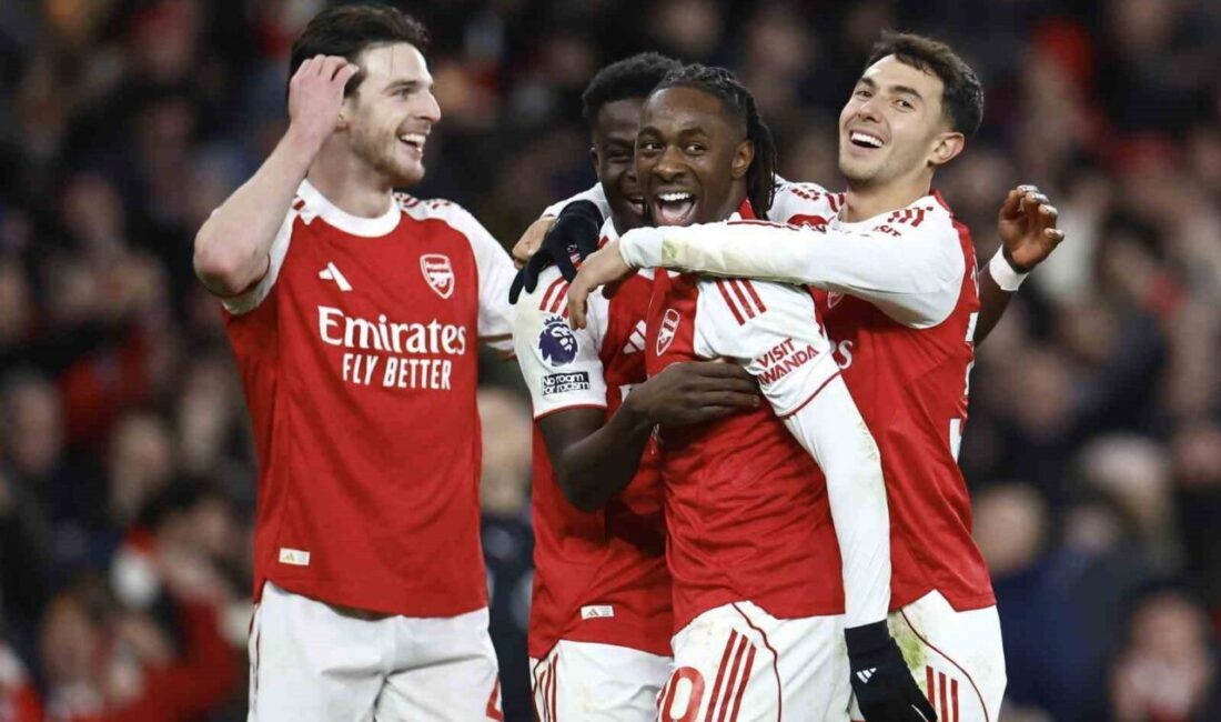 Arsenal, Premier Lig 12. haftasında oynanan Kuzey Londra derbisinde Tottenham'ı