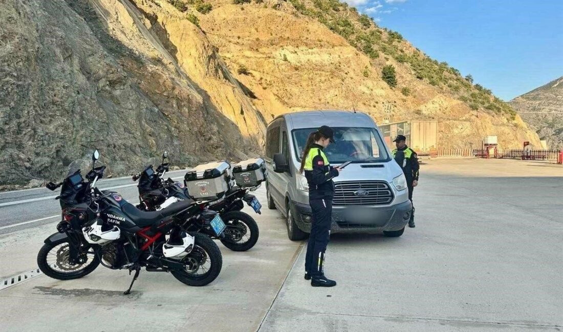 Artvin İl Jandarma Komutanlığı, Ekim 2025 boyunca trafik güvenliğini artırmak