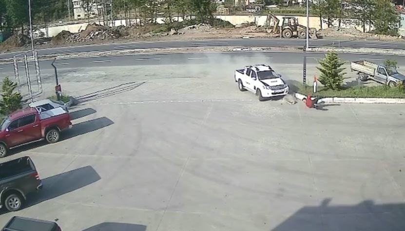 Artvin’in Hopa ilçesindeki bir akaryakıt istasyonunda çalışan Yüksel Gaz, direksiyon