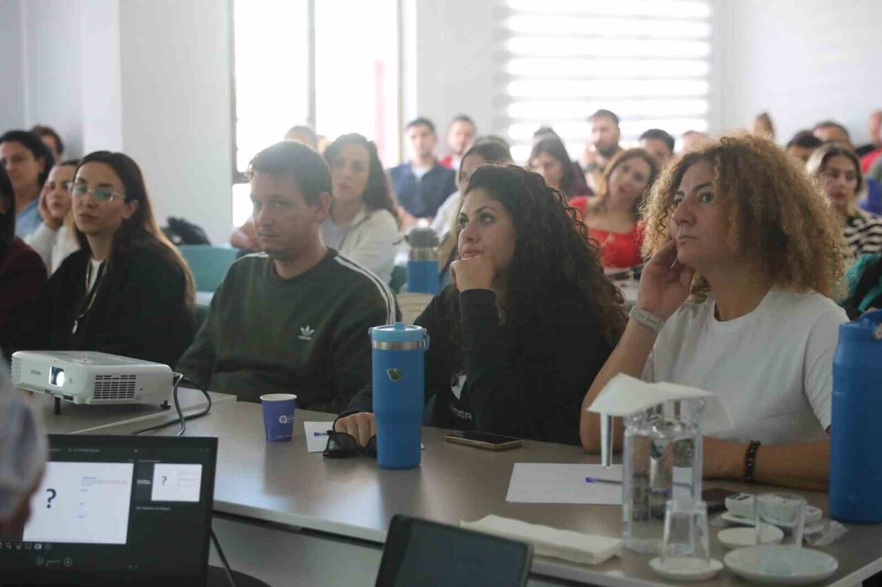 Antalya Büyükşehir Belediyesi, ASFİM'deki spor eğitmenlerine standart geliştirme ve bütünleşik