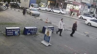 Ataşehir'de kamyoneti sürdüren kişi, aracı hareket ettirmekte zorlanınca önce bir