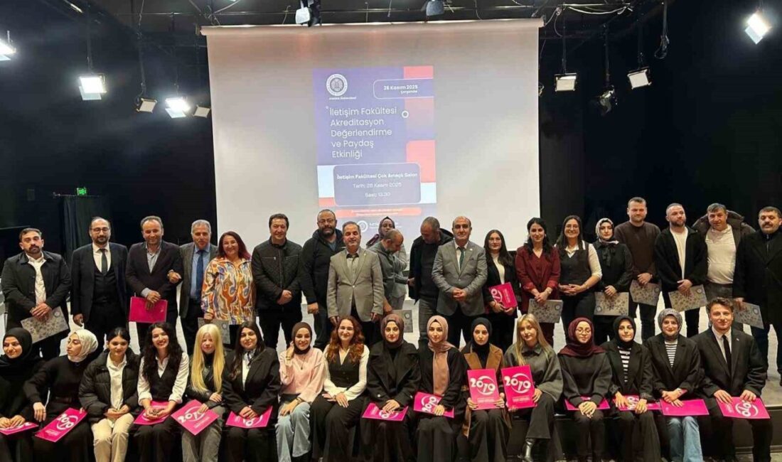Atatürk Üniversitesi İletişim Fakültesi, akreditasyon sürecini değerlendirmek amacıyla yoğun katılımlı