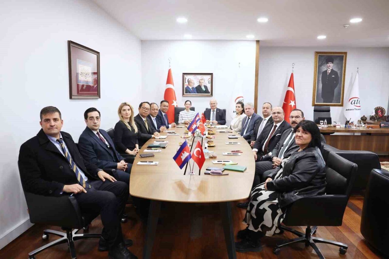 Ankara Ticaret Odası Başkanı Gürsel Baran, Türkiye'nin Kamboçya ile ticari