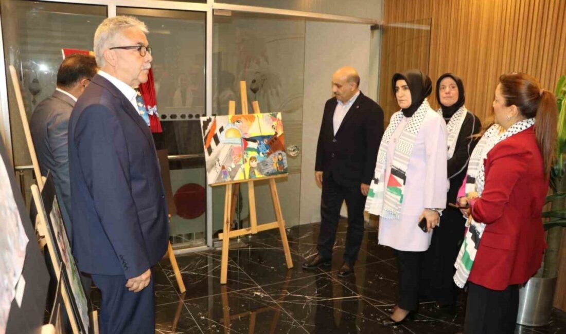 Eğitim-Bir-Sen Kadınlar Komisyonu Başkanı Sıdıka Aydın, Gazze'de yaşanan insanlık dramına