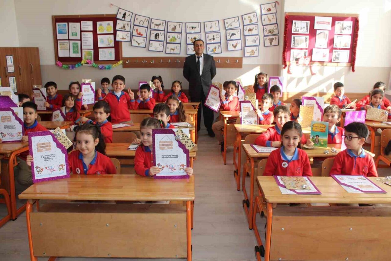 Aydın'da 188 bin 343 öğrenci, bugün son ders zili ile