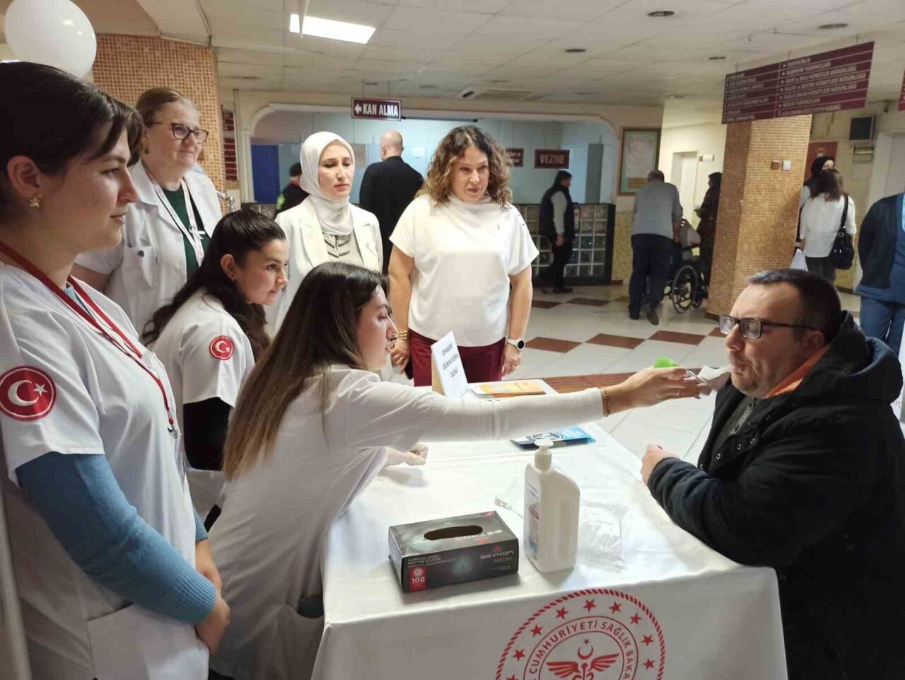 Aydın Devlet Hastanesi, Akciğer Kanseri Farkındalık Ayı etkinlikleri kapsamında bilinçlendirme