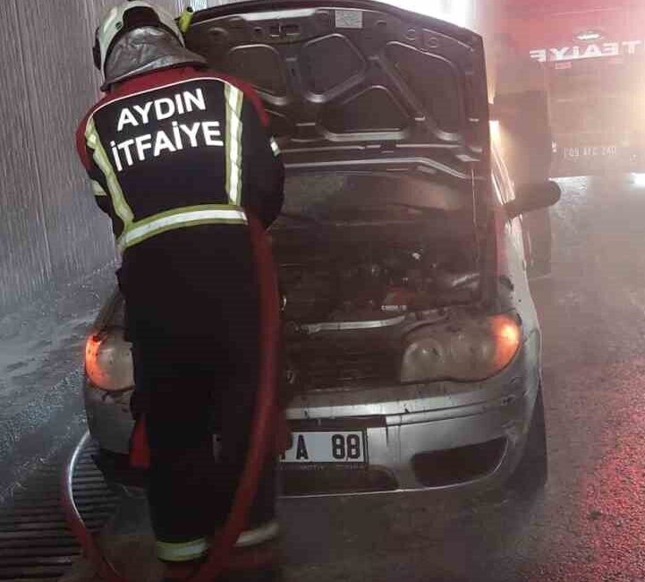 Aydın-Denizli karayolundaki alt geçitte A.T. idaresindeki Fiat marka araçta çıkan