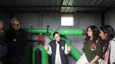 Aydın'ın Efeler ve Koçarlı ilçelerinden üreticiler, Söke Zirai Üretim İşletmesi'nde