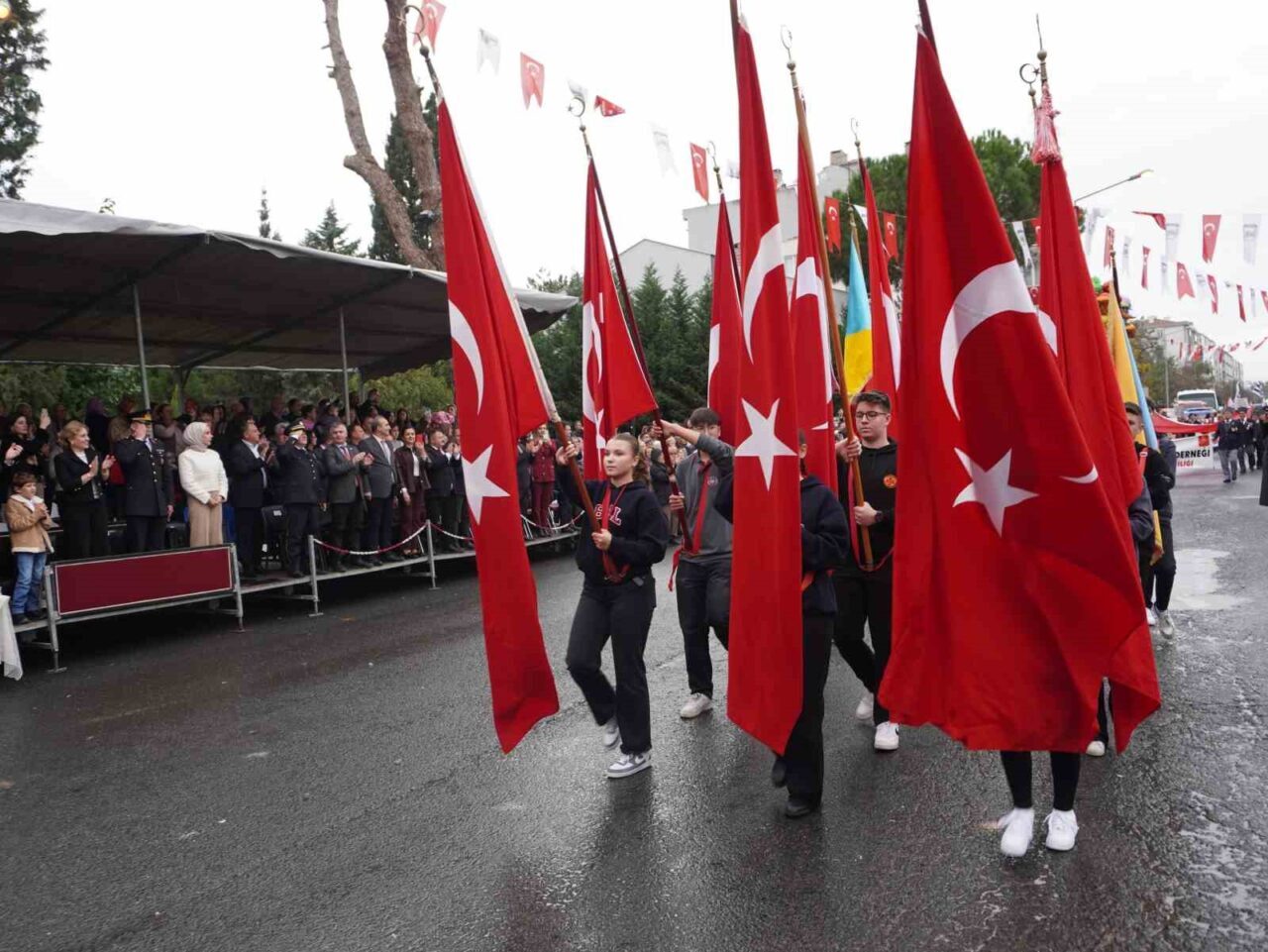 Kırklareli'nin Babaeski ilçesi, düşman işgalinden kurtuluşunun 103. yılını coşkuyla kutladı.
