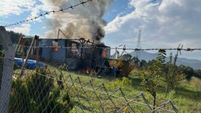 Bilecik'in Osmaneli ilçesindeki Ciciler köyündeki bir bağ evinde çıkan yangın,
