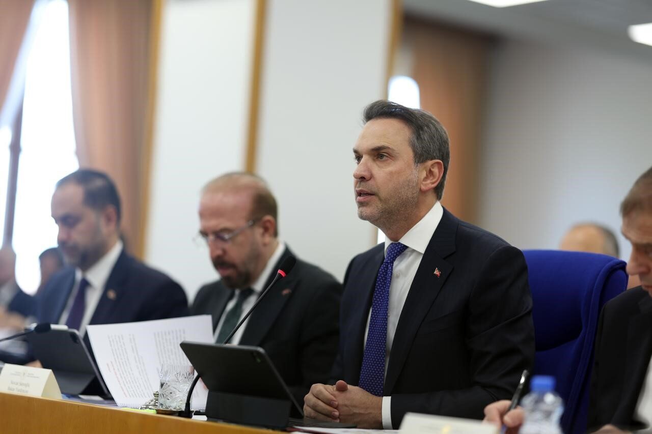 Enerji ve Tabii Kaynaklar Bakanı Alparslan Bayraktar, Türkiye'nin 2025'te 37