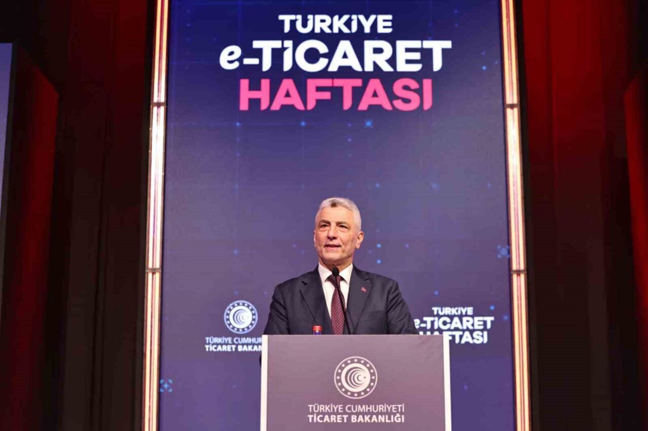 Ticaret Bakanı Ömer Bolat, e-ticaretin 2024'te Türkiye'deki hacminin 3 trilyon