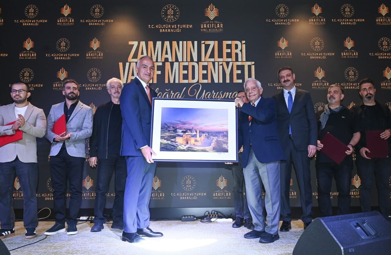 Kültür ve Turizm Bakanı Mehmet Nuri Ersoy, Ayasofya'da Mimar Sinan'dan