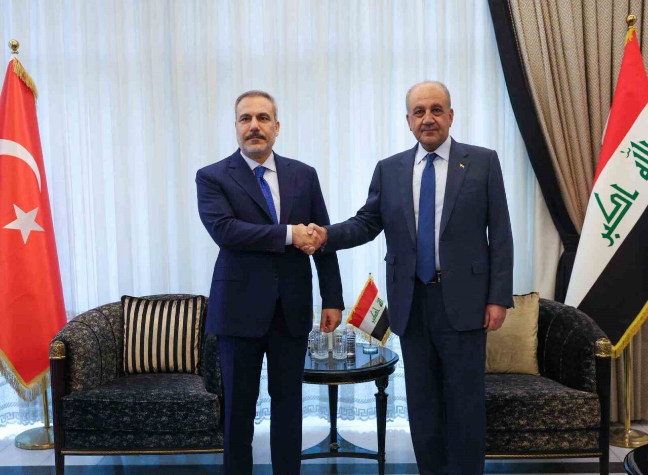 Dışişleri Bakanı Hakan Fidan, Irak ziyaretinde Bağdat'ta Savunma Bakanı Sabit