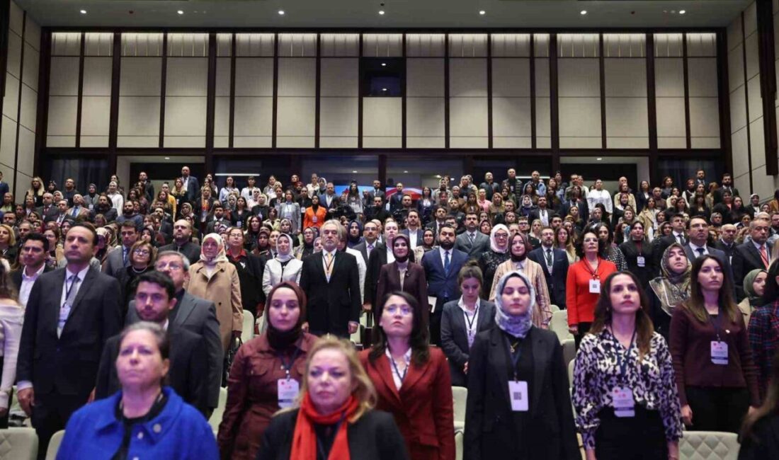 Aile ve Sosyal Hizmetler Bakanı Göktaş: “Aileyi korumak medeniyetimizin temelini oluşturuyor” Aile ve Sosyal Hizmetler Bakanı Mahinur Özdemir Göktaş, aileyi korumanın