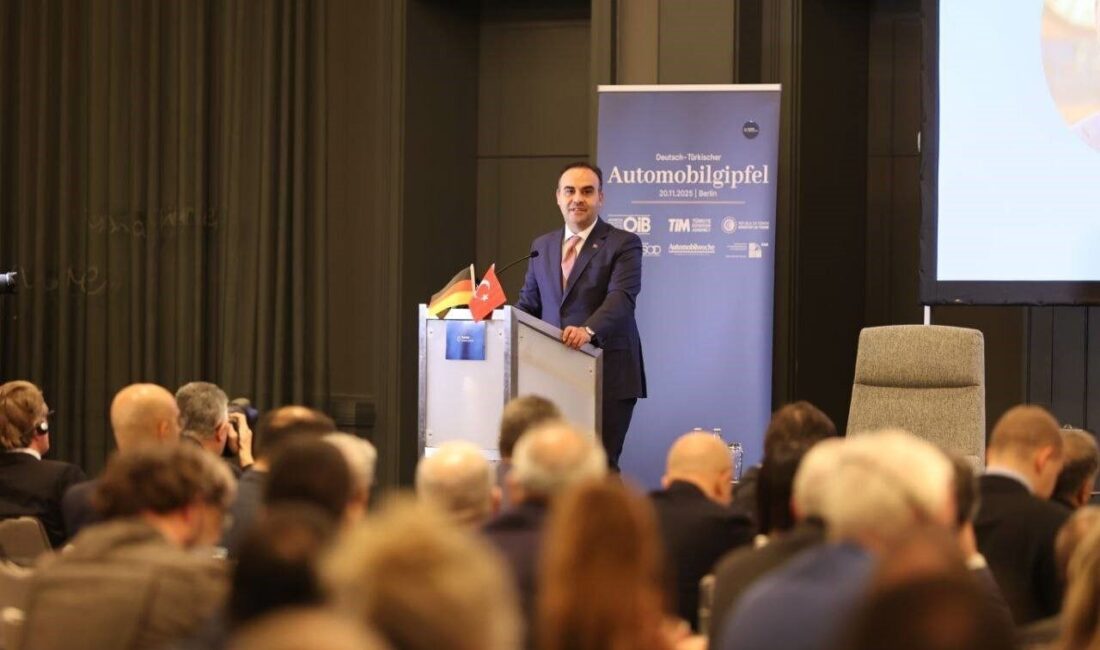 Sanayi ve Teknoloji Bakanı Mehmet Fatih Kacır, Berlin’deki 2025 Alman-Türk