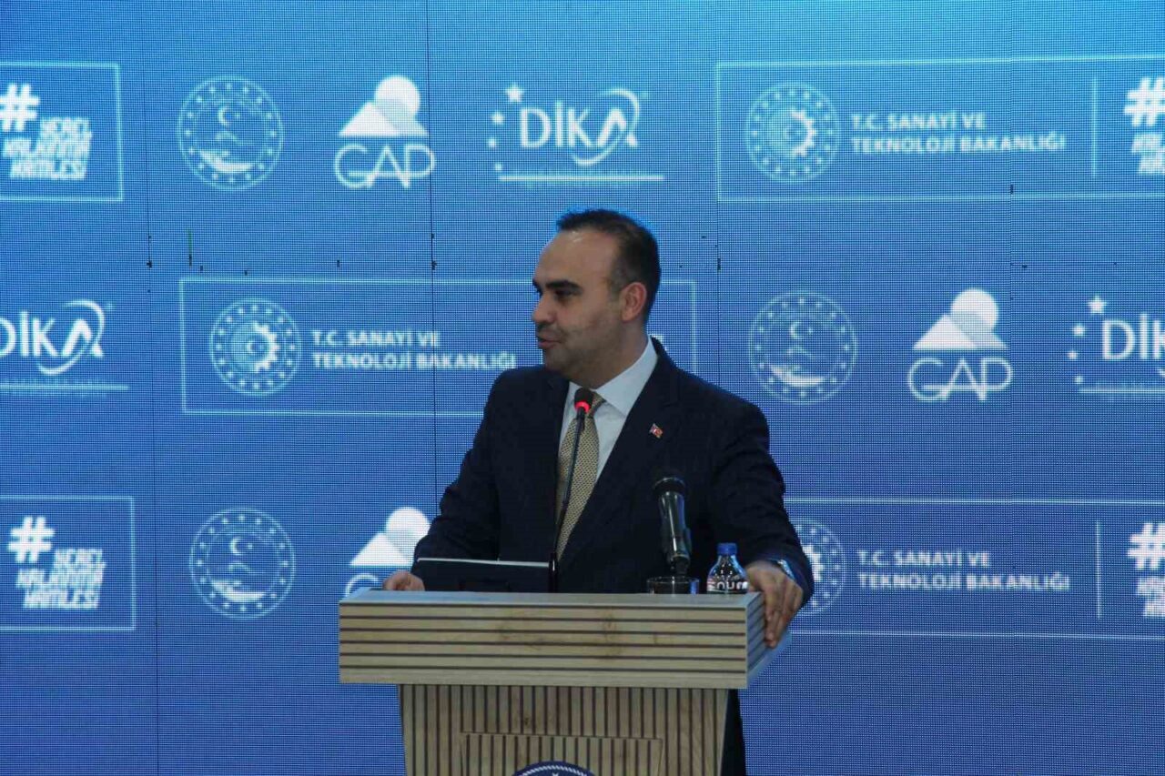 Sanayi ve Teknoloji Bakanı Mehmet Fatih Kacır, Şırnak'ta toplam 341