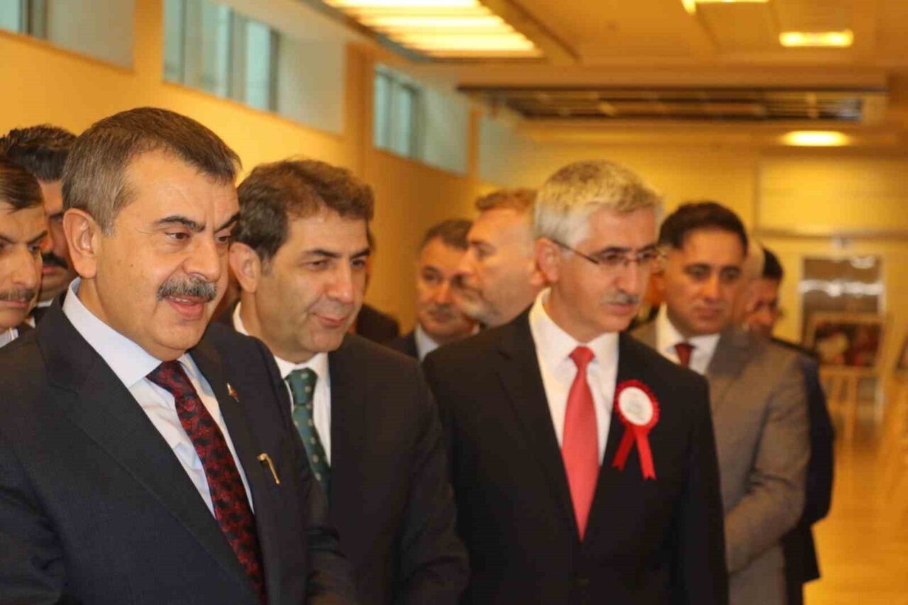 Milli Eğitim Bakanı Yusuf Tekin, 2. Maarif Kongresi'nde yaptığı konuşmada,