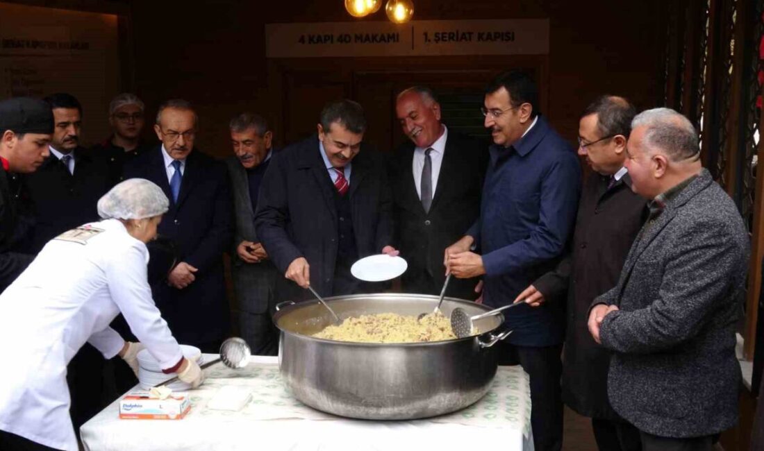 Bakan Tekin, OHAL’in Kaldırılmasıyla İnanç Özgürlüğünde Atılan Adımların Türkiye’nin Demokratikleşmesine Katkı Sağladığını Vurguladı Milli Eğitim Bakanı Yusuf Tekin, Malatya'da katıldığı etkinlikte OHAL'in kaldırılmasının