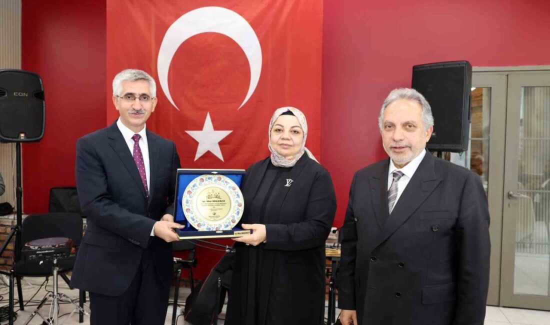 Talas Belediyesi, öğretmenlere olan değerini vurgulayan bir program düzenledi. Milli