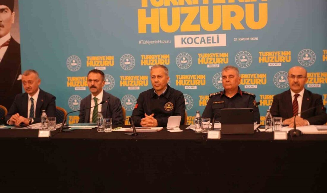 İçişleri Bakanı Ali Yerlikaya, Kocaeli'deki güvenlik toplantısında, 688 bin personelle