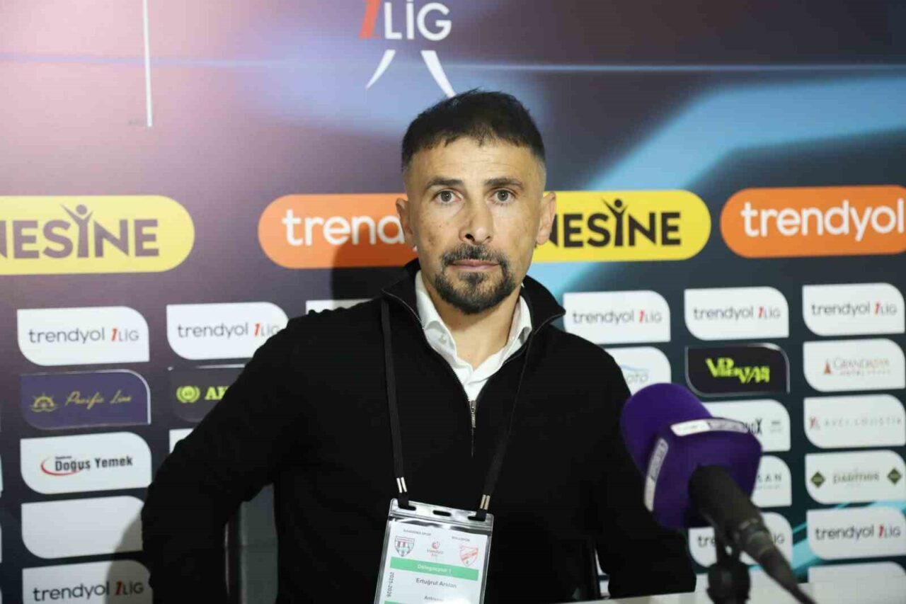 Bandırmaspor-Boluspor Maçının Ardından Teknik Direktörlerden Değerlendirmeler Geldi