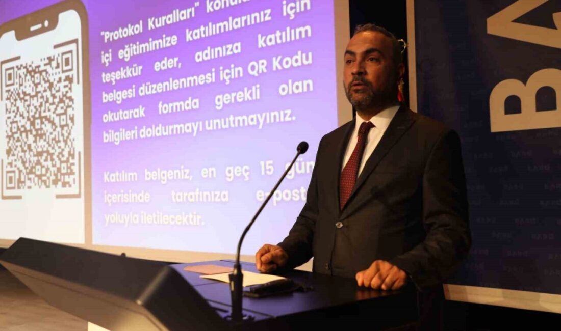 Bartın Üniversitesi’nde Protokol Kuralları Eğitimi Gerçekleştirildi Bartın Üniversitesi'nde Nihat Aytürk tarafından düzenlenen "Protokol Kuralları Eğitimi" iki