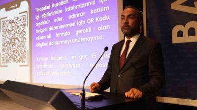 Bartın Üniversitesi'nde Nihat Aytürk tarafından düzenlenen "Protokol Kuralları Eğitimi" iki